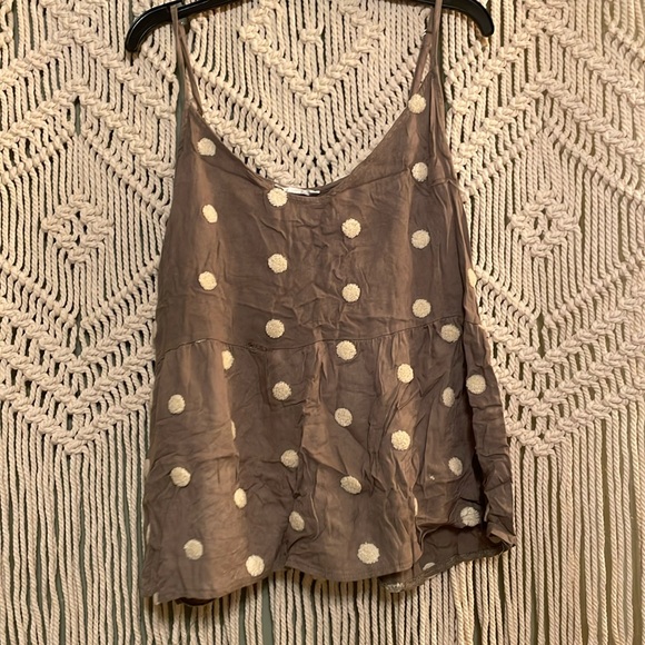 Gray And White Tank Top - Picture 1 of 3